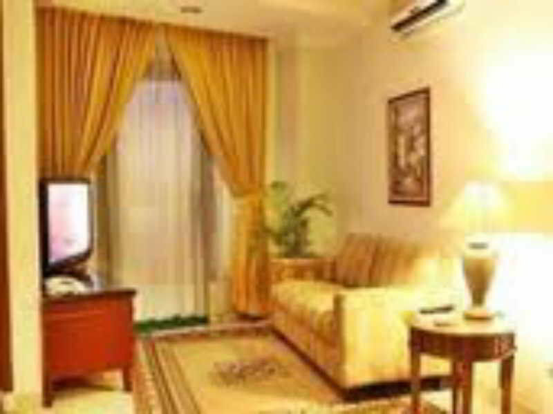 Travellers Suites Serviced Apartments Medan Exterior photo